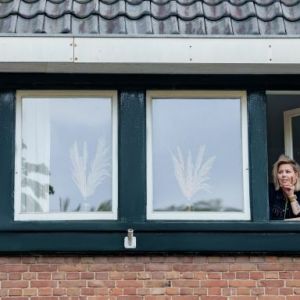 Geld besparen met isolatie en zonnepanelen: Julia uit Hilversum doet het!